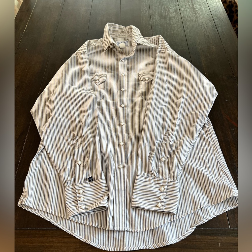 Rockmount Ranch wear pearl snap shirt